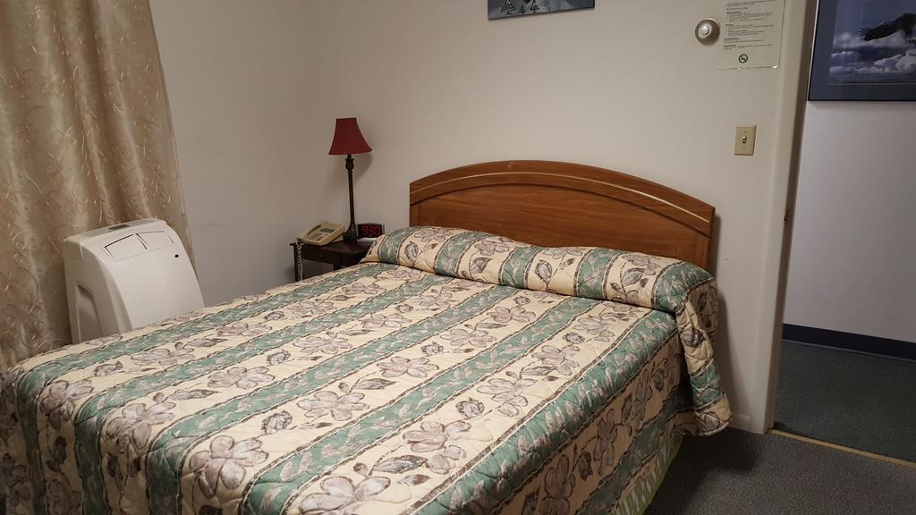 Borealis Inn Фербанкс Екстер'єр фото